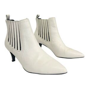 Bleecker & Bond Size 7 Beatriz White Leather Kitten Heel Ankle Boots Booties